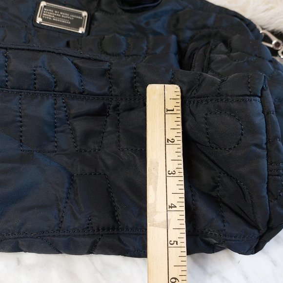 Black Quilted Shoulder Bag - Picture 11 of 13